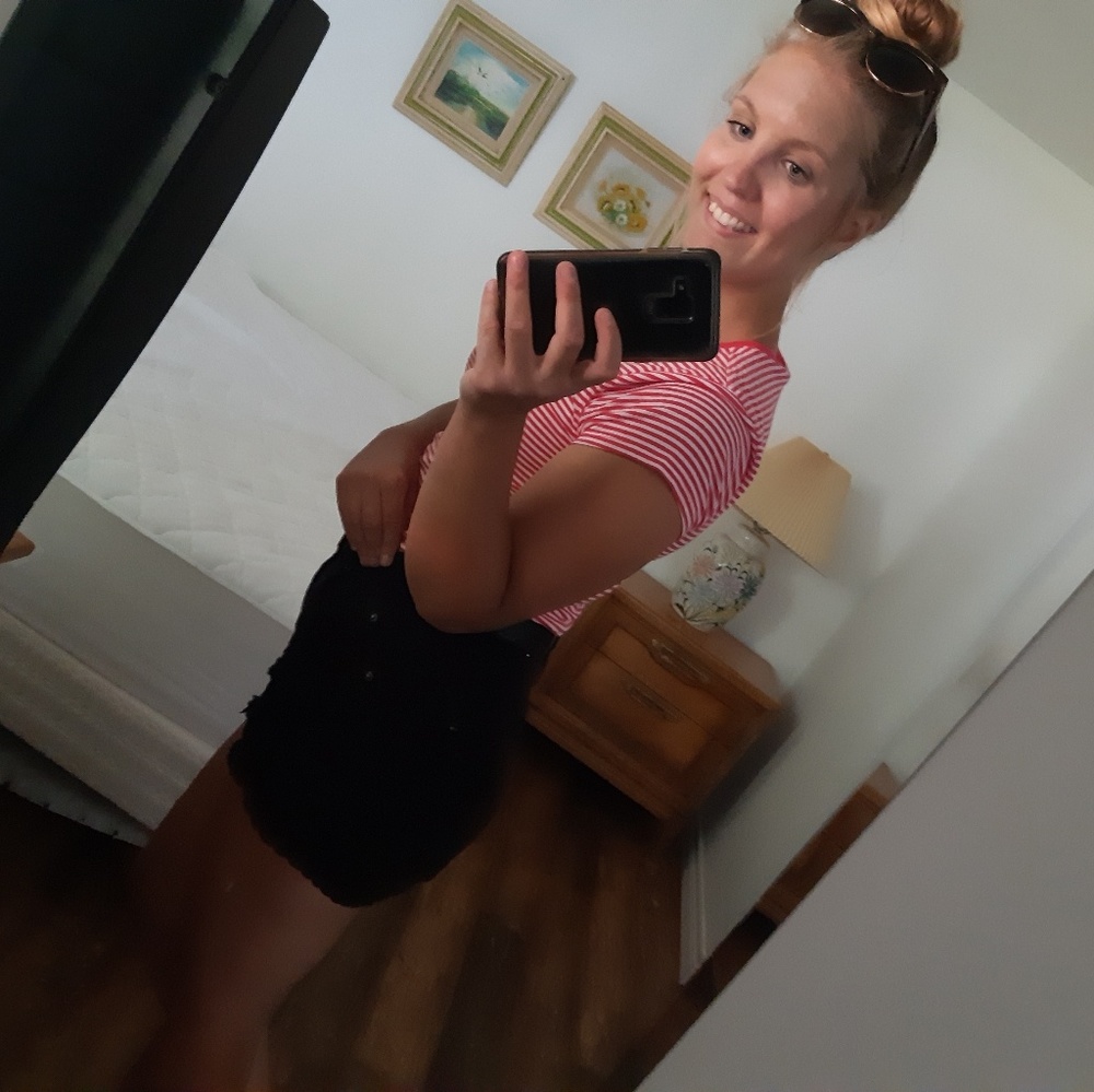 Meet your Posher, Jessica